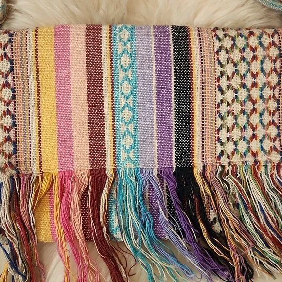 World Market Printed Tassel Fabric Purse - Picture 3 of 5